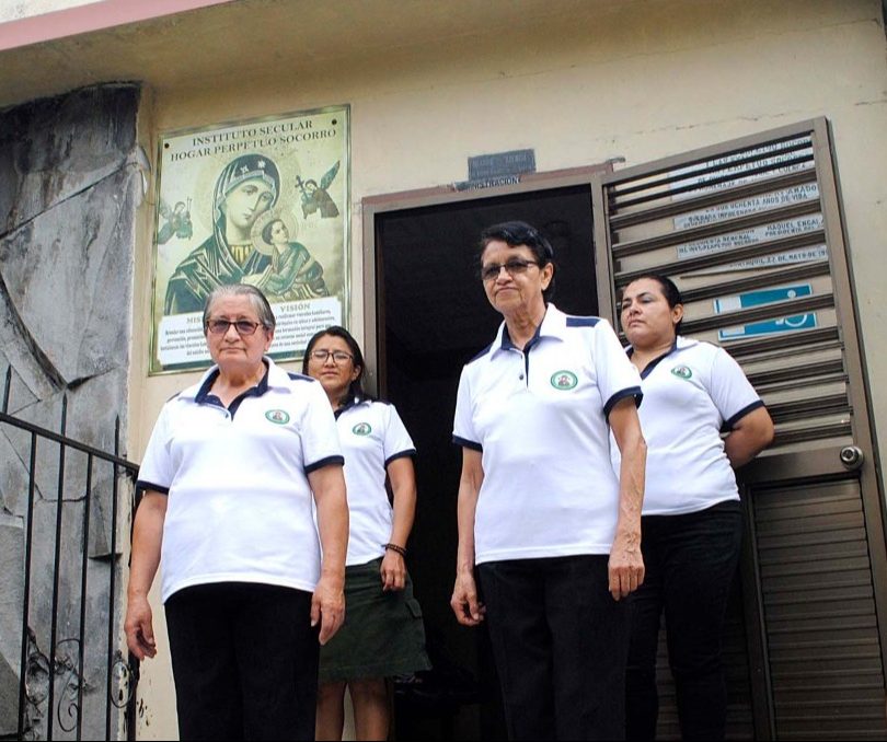 59500681_1631678758293258_r